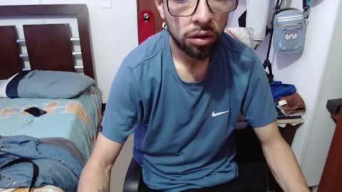 andrew online show from December 2025 04:22:01 PM