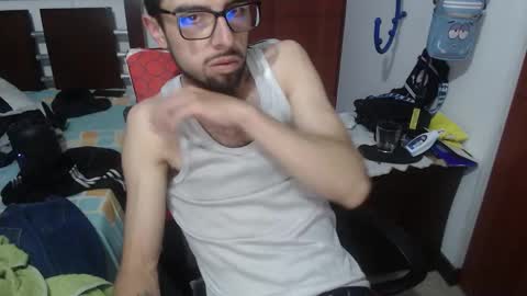 andrew online show from December 2025 12:08:01 AM