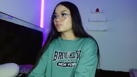 Victoria online show from March 2025 11:00:02 PM