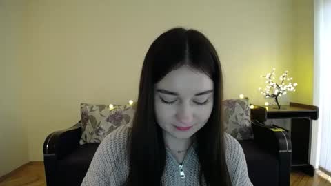 Jaklin online show from February 2025 11:42:01 AM