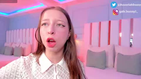 Gabi  online show from January 2026 05:18:02 PM