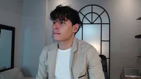 gabriell_ramirez_ online show from March 2025 03:34:01 AM