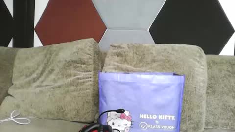 Snapshot of gabriellamanhaes chatting on February 2026 06:45:02 AM gabriellamanhaes online show from February 2026 06:45:02 AM