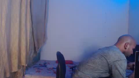 Snapshot of gabrielle_ramirez chatting on October 2025 10:51:01 PM Gabriel online show from October 2025 10:51:01 PM