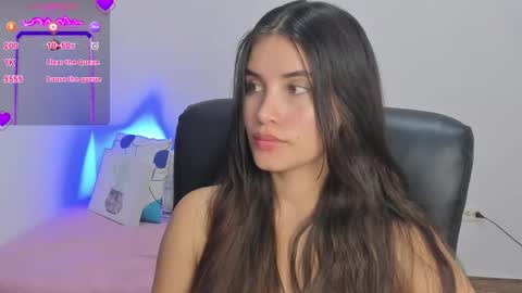 Gabriela online show from October 2025 09:04:01 PM