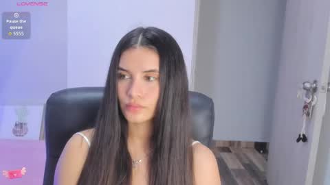 Snapshot of gaby_olsen chatting on June 2026 10:44:02 PM Gabriela online show from June 2026 10:44:02 PM