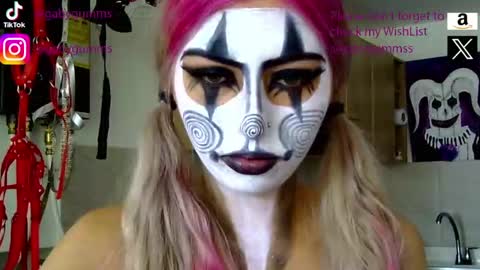 gabygumms online show from September 2025 02:18:01 PM