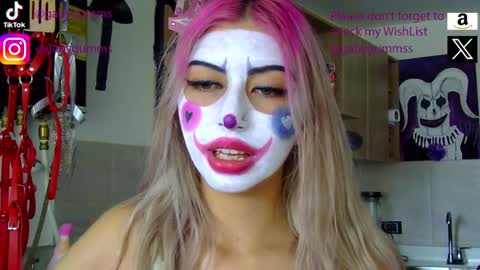gabygumms online show from September 2025 01:38:01 PM