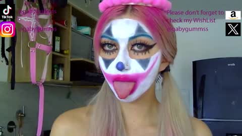 gabygumms online show from October 2025 01:08:02 PM