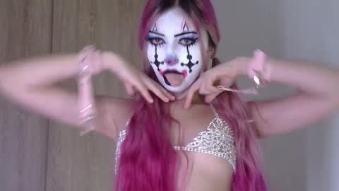 gabygumms online show from December 2025 12:15:01 AM