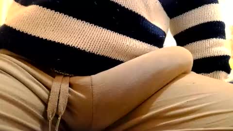 Snapshot of gae89tano chatting on January 2026 07:23:01 PM gae89tano online show from January 2026 07:23:01 PM