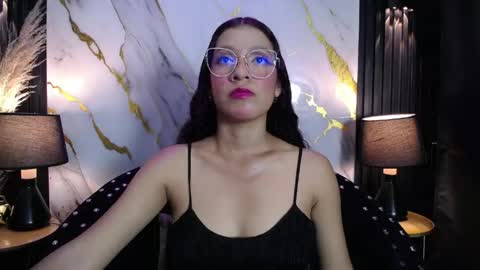 Briana  online show from May 2026 02:07:02 AM