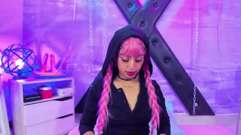 Snapshot of gaiia_uwu chatting on May 2026 03:02:01 AM gaiia_uwu online show from May 2026 03:02:01 AM