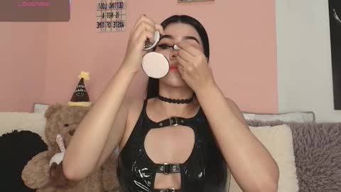 Snapshot of galayounng_ chatting on November 2025 11:20:02 AM Gala Y online show from November 2025 11:20:02 AM