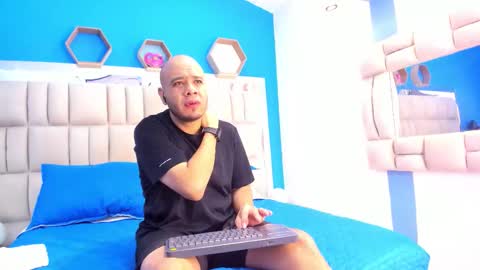 garcia_jacob_ online show from November 2025 12:05:01 PM