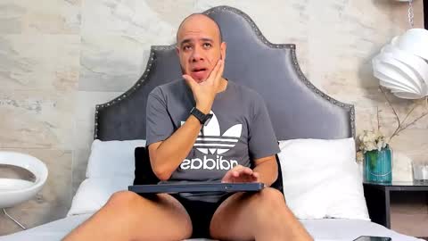 garcia_jacob_ online show from November 2025 12:09:02 PM