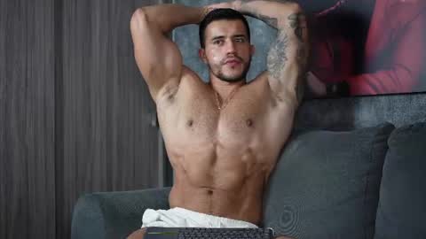 Garret online show from August 2026 01:52:02 AM