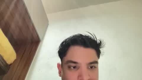 garypinepineapple online show from April 2026 06:06:01 PM