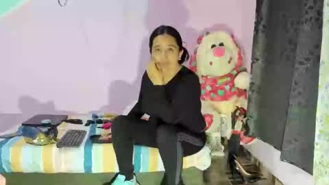 Snapshot of gaticahot001 chatting on January 2025 02:04:01 AM Diana online show from January 2025 02:04:01 AM