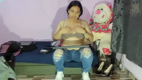 Snapshot of gaticahot001 chatting on February 2025 09:29:01 PM Diana online show from February 2025 09:29:01 PM