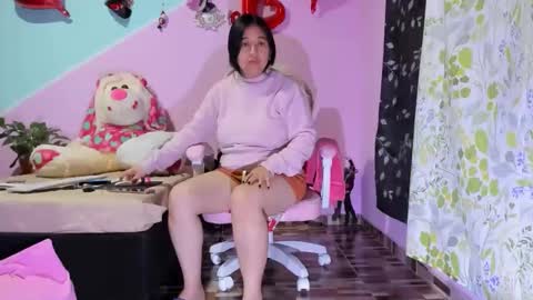 Snapshot of gaticahot001 chatting on November 2025 10:37:02 AM Diana online show from November 2025 10:37:02 AM