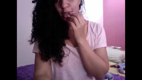 Snapshot of gatubelahotxxx chatting on January 2025 06:38:02 PM gatubelahotxxx online show from January 2025 06:38:02 PM