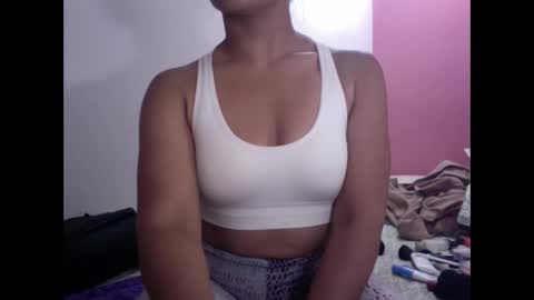 Snapshot of gatubelahotxxx chatting on January 2025 05:37:01 AM gatubelahotxxx online show from January 2025 05:37:01 AM