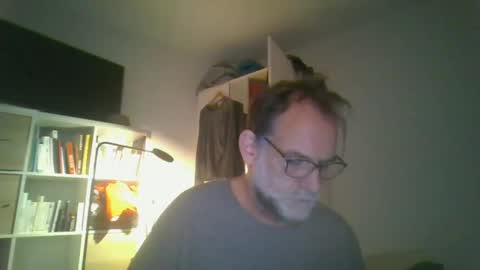 gaulis72 online show from December 2024 08:31:02 PM
