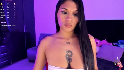          online show from November 2025 09:25:02 PM