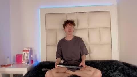 genesis_js online show from December 2025 11:42:02 PM