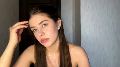 Snapshot of geniegrimmett chatting on May 2026 04:48:02 PM Megan online show from May 2026 04:48:02 PM