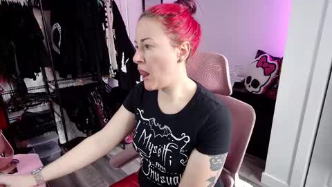 Genny Rock   and  online show from January 2026 03:49:01 PM