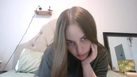 genzfucktoy online show from December 2025 07:52:02 PM