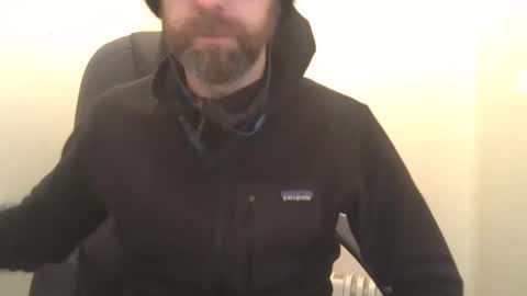 Snapshot of geon2xx chatting on January 2025 10:37:01 PM Geon online show from January 2025 10:37:01 PM