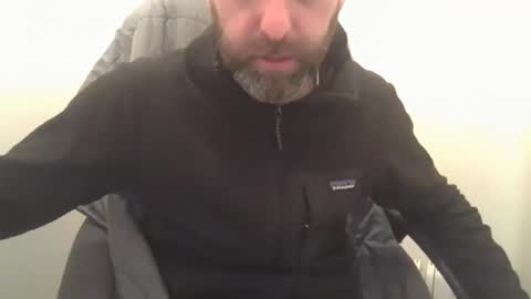 Snapshot of geon2xx chatting on January 2025 06:10:02 PM Geon online show from January 2025 06:10:02 PM