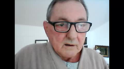 Snapshot of georg1412 chatting on February 2025 02:02:01 PM georg1412 online show from February 2025 02:02:01 PM