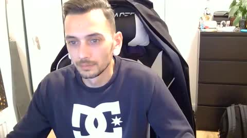 georgek0011 online show from September 2025 07:19:02 PM