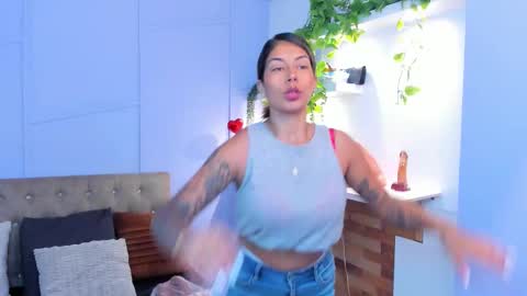 Georgina Coule online show from October 2025 01:23:02 PM