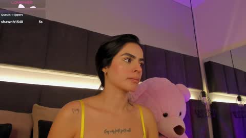 Kendal  online show from December 2024 05:22:02 AM