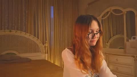 Kristy online show from May 2026 04:01:01 PM