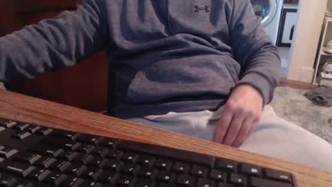 gethoggy online show from November 2025 07:35:02 PM