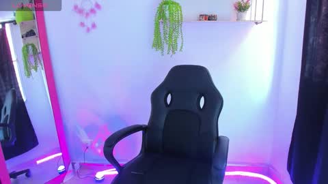 giaaaa   online show from January 2026 02:54:02 PM