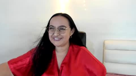 Snapshot of gia_nahomi chatting on January 2025 04:06:01 AM nahomi online show from January 2025 04:06:01 AM