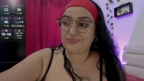 Snapshot of gia_nahomi chatting on September 2025 09:38:02 PM nahomi online show from September 2025 09:38:02 PM