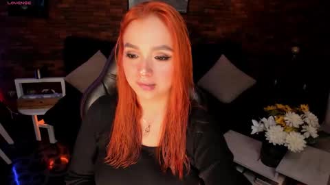 Snapshot of giabrook chatting on October 2025 12:27:01 AM Gia online show from October 2025 12:27:01 AM