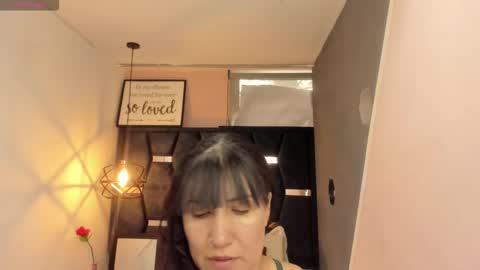 Snapshot of giafox_ chatting on November 2025 01:24:01 PM G I A FOX online show from November 2025 01:24:01 PM