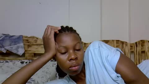 Snapshot of gianna_012 chatting on February 2026 06:44:02 AM ENNY online show from February 2026 06:44:02 AM