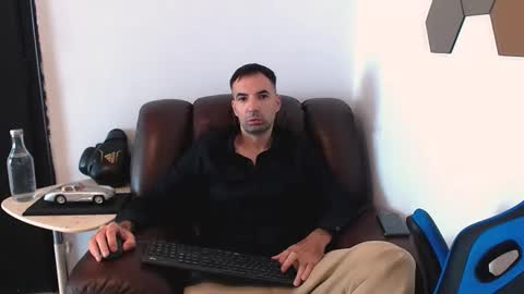 Snapshot of gianni_lion chatting on October 2025 10:25:01 AM Gianni online show from October 2025 10:25:01 AM