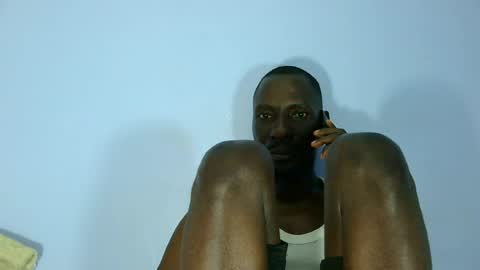Snapshot of giant_couple chatting on June 2026 03:00:02 PM giant_couple online show from June 2026 03:00:02 PM