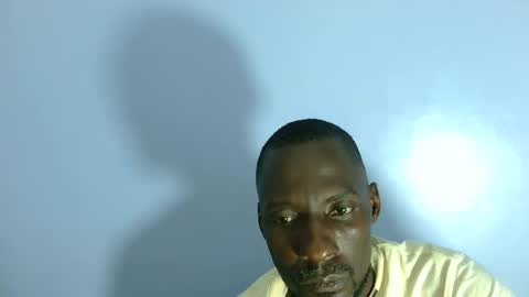 Snapshot of giant_couple chatting on July 2026 10:54:01 AM giant_couple online show from July 2026 10:54:01 AM